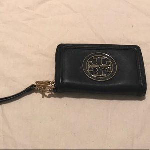 Tory amanda phone wristlet wallet